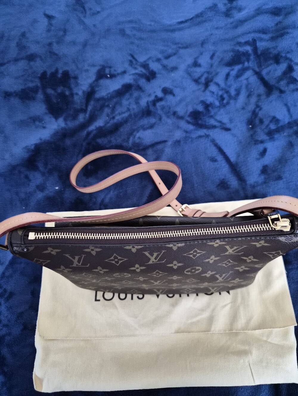 Louis Vuitton Monogram Mabillon Crossbody Bag Excellent Condition W Box - Picture 6 of 16